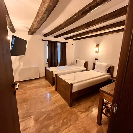 Casa de hóspedes календарови къщи I *